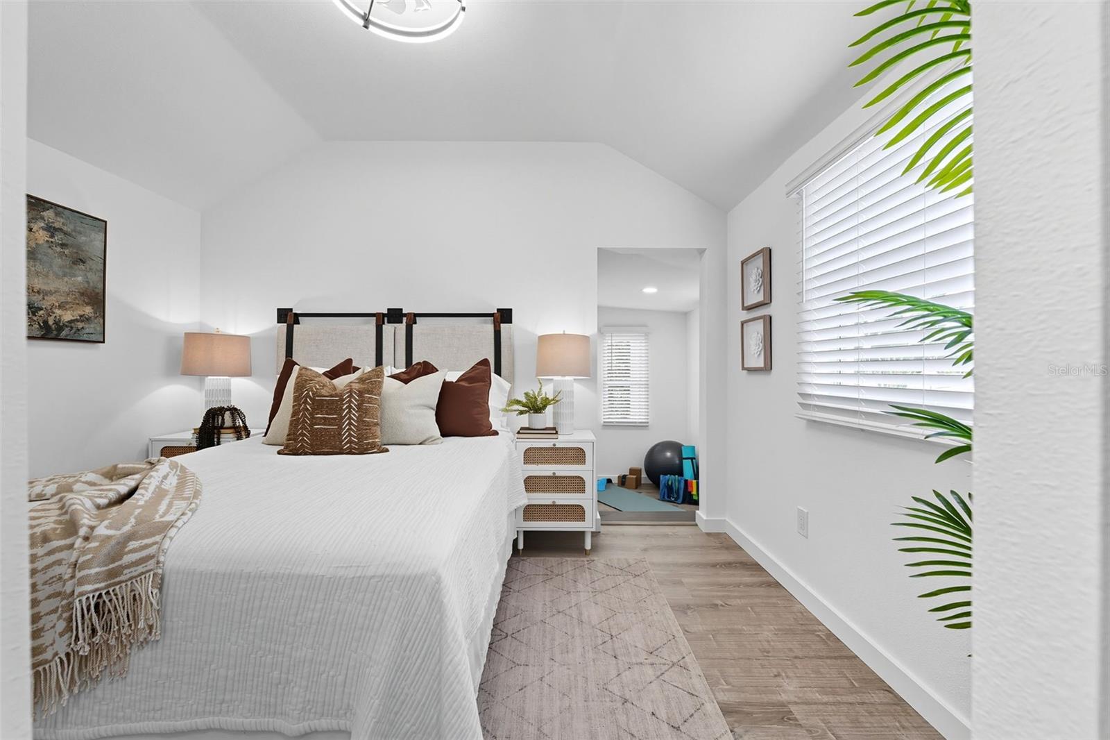 6470 64TH AVE N, PINELLAS PARK, FL, 33781