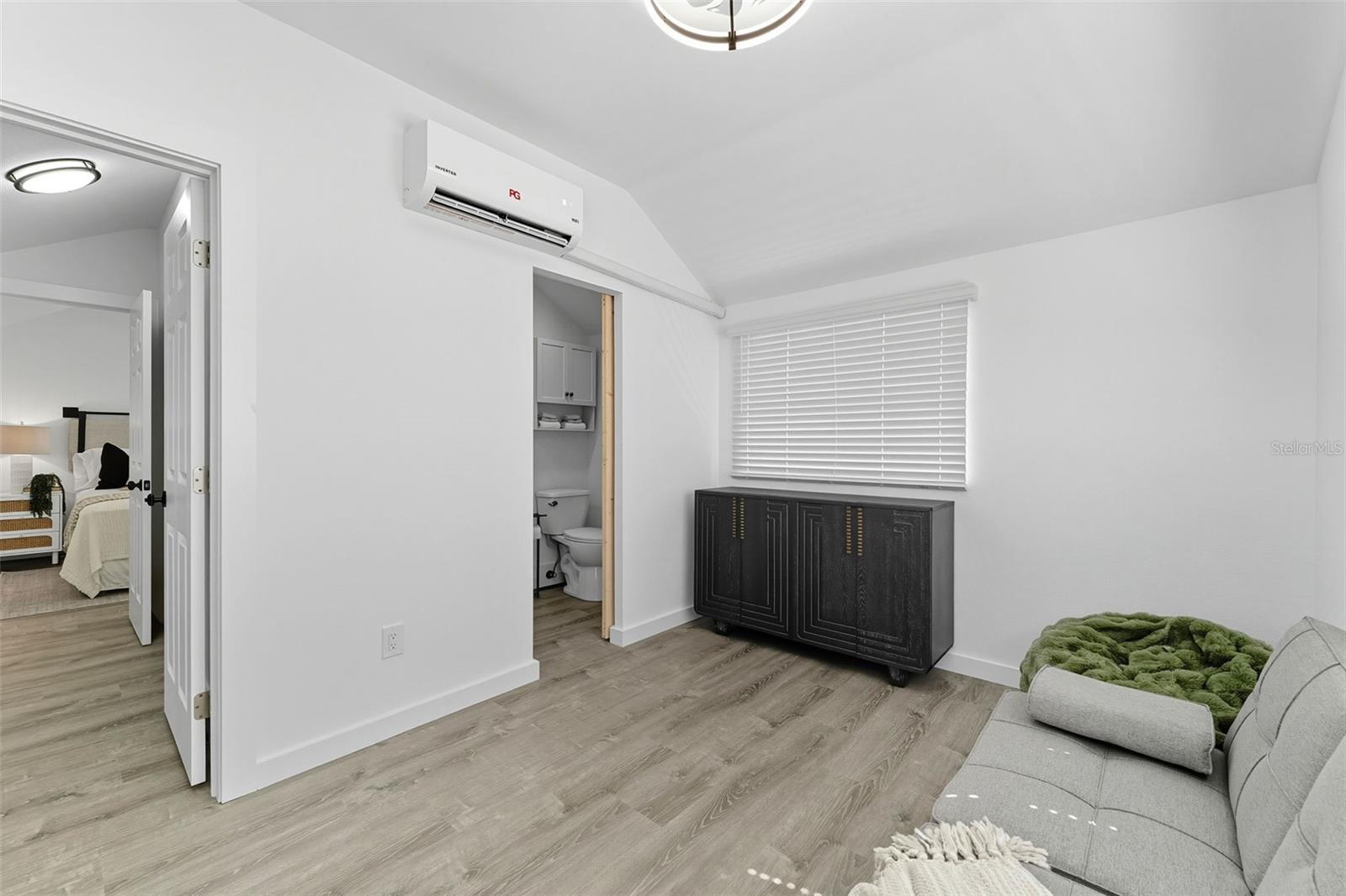 6470 64TH AVE N, PINELLAS PARK, FL, 33781