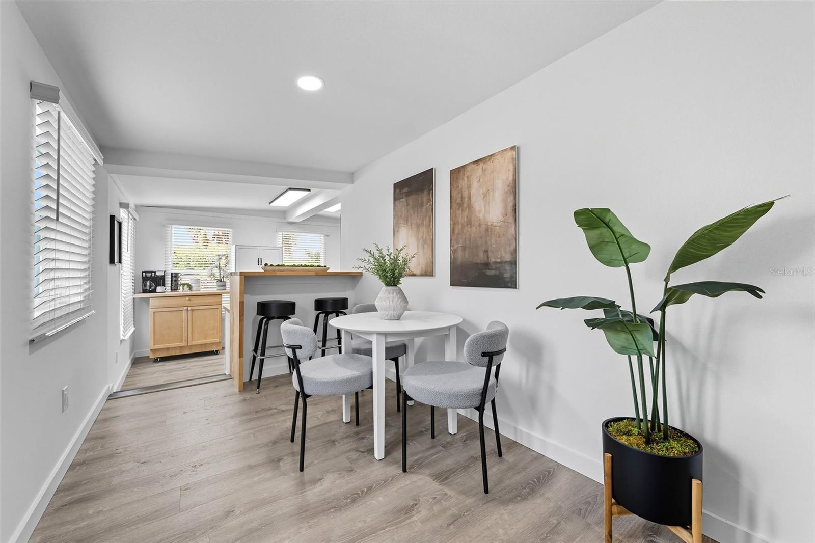 6470 64TH AVE N, PINELLAS PARK, FL, 33781