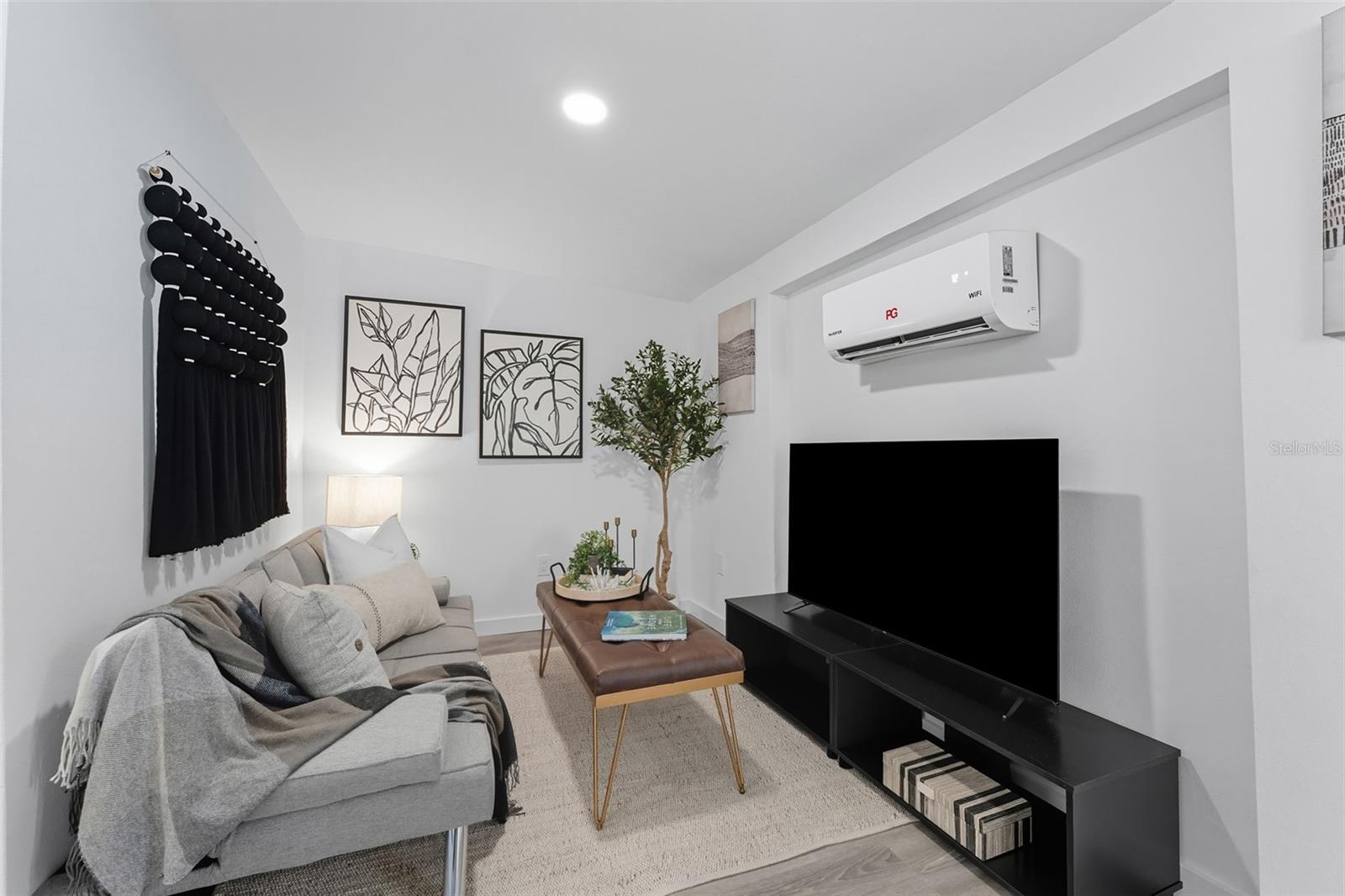 6470 64TH AVE N, PINELLAS PARK, FL, 33781