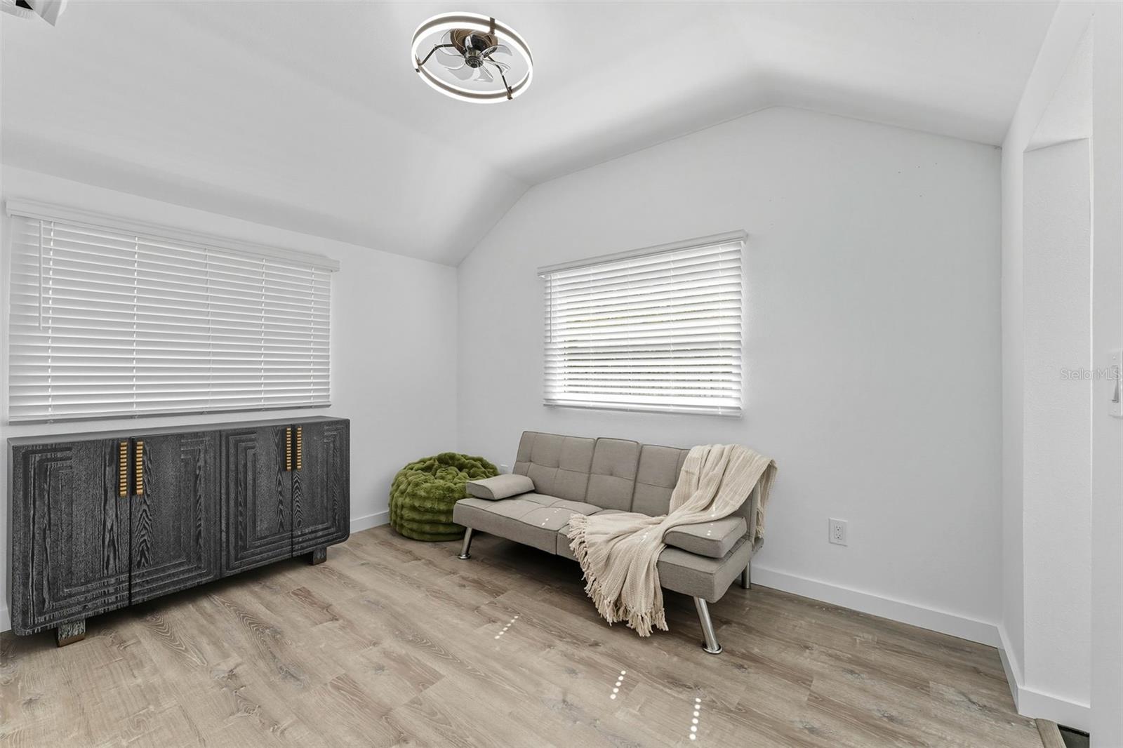 6470 64TH AVE N, PINELLAS PARK, FL, 33781