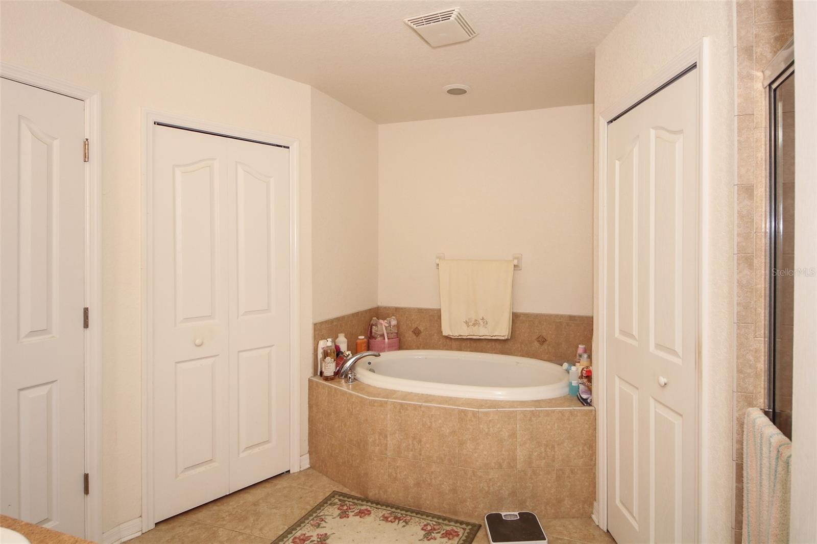 11284 CENTRALIA RD, WEEKI WACHEE, FL, 34614