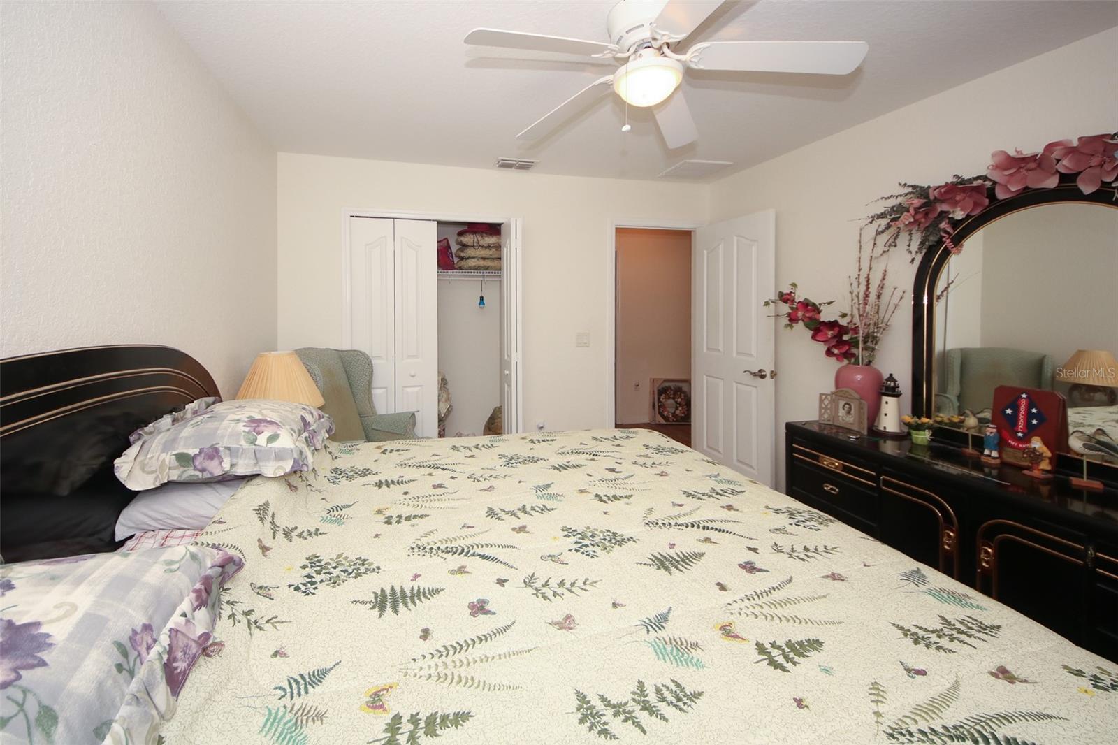 11284 CENTRALIA RD, WEEKI WACHEE, FL, 34614