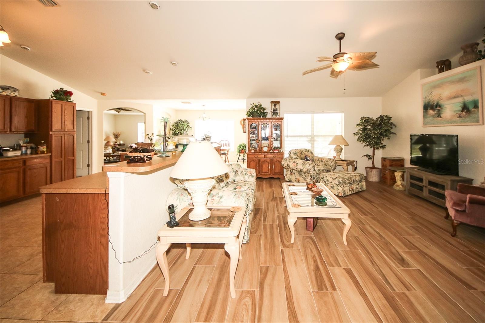 11284 CENTRALIA RD, WEEKI WACHEE, FL, 34614