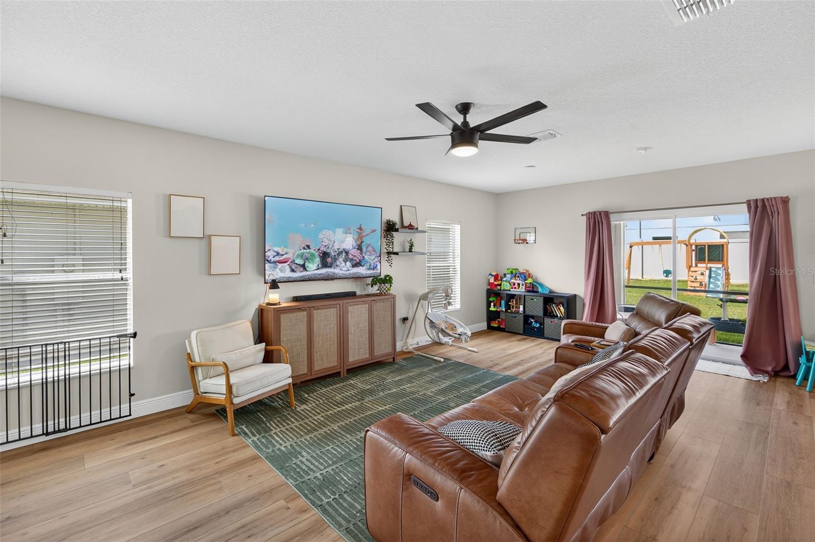 16703 MYRTLE SAND DR, WIMAUMA, FL, 33598