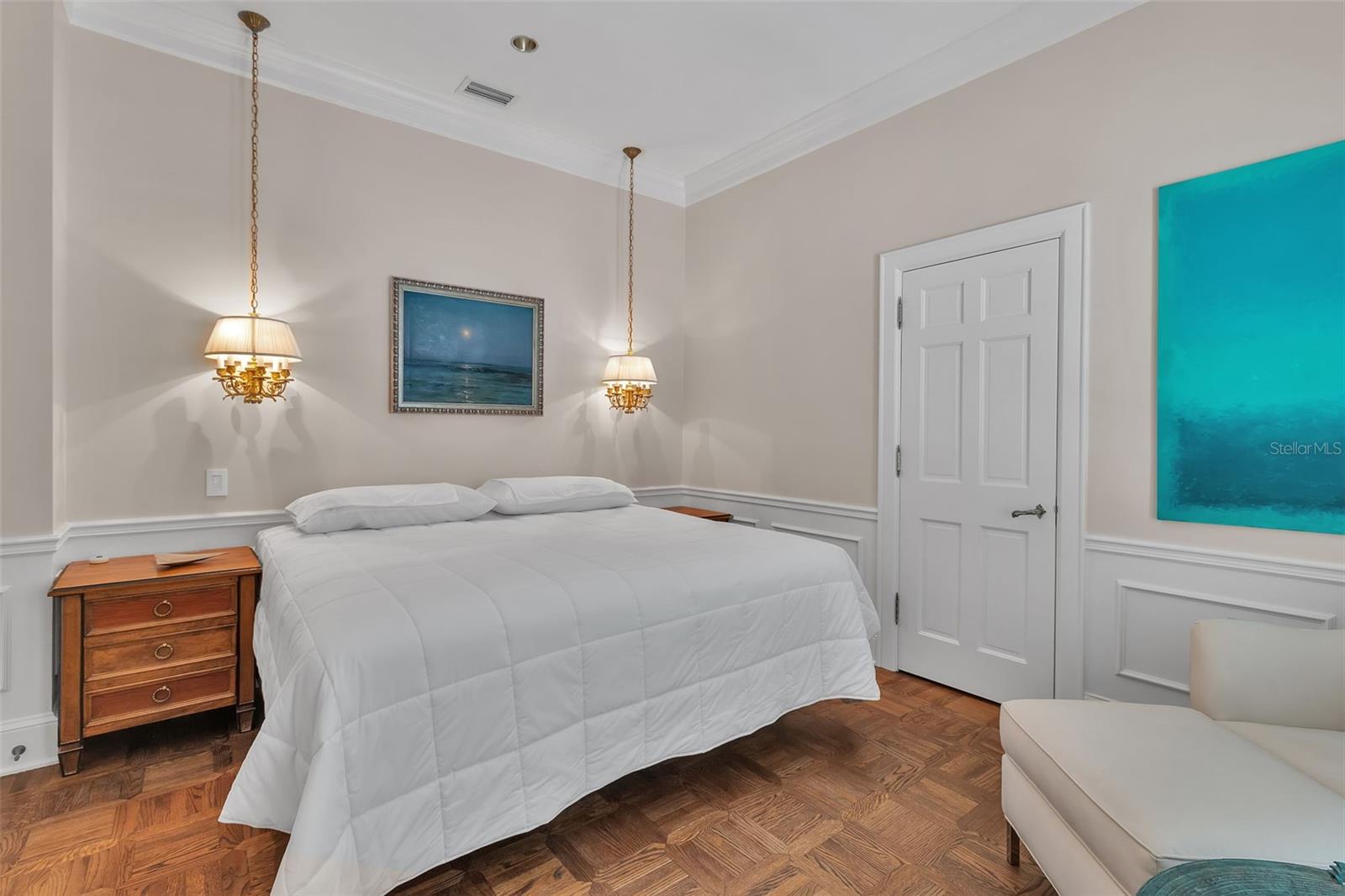 A4664424 Property Photo