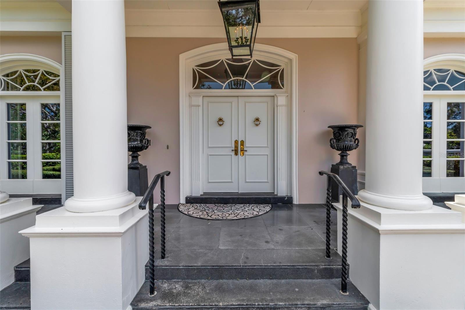 A4664424 Property Photo