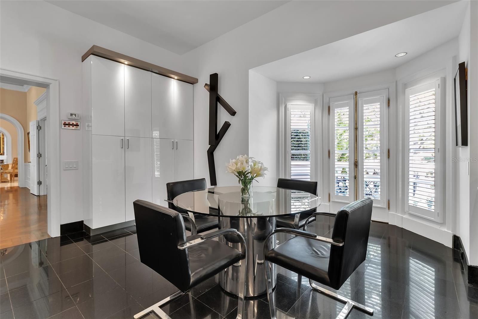 A4664424 Property Photo