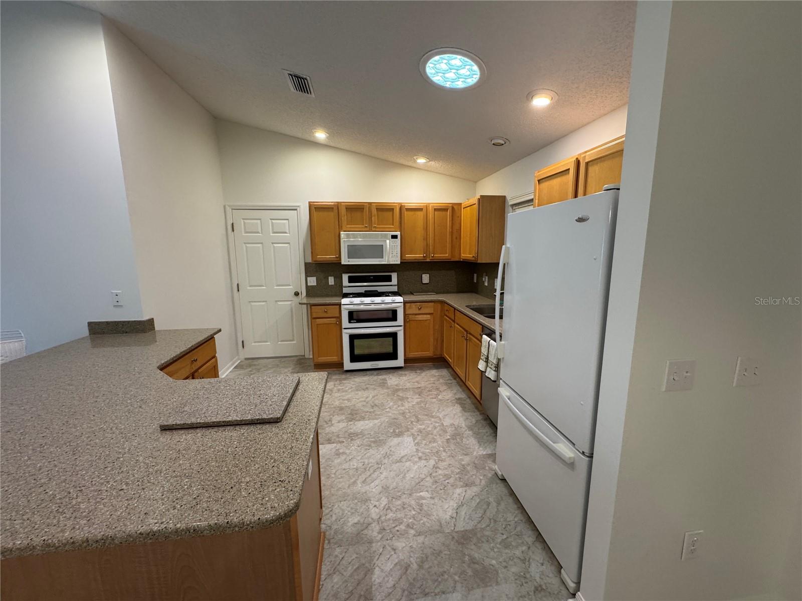 2757 PLAINRIDGE LOOP, THE VILLAGES, FL, 32162