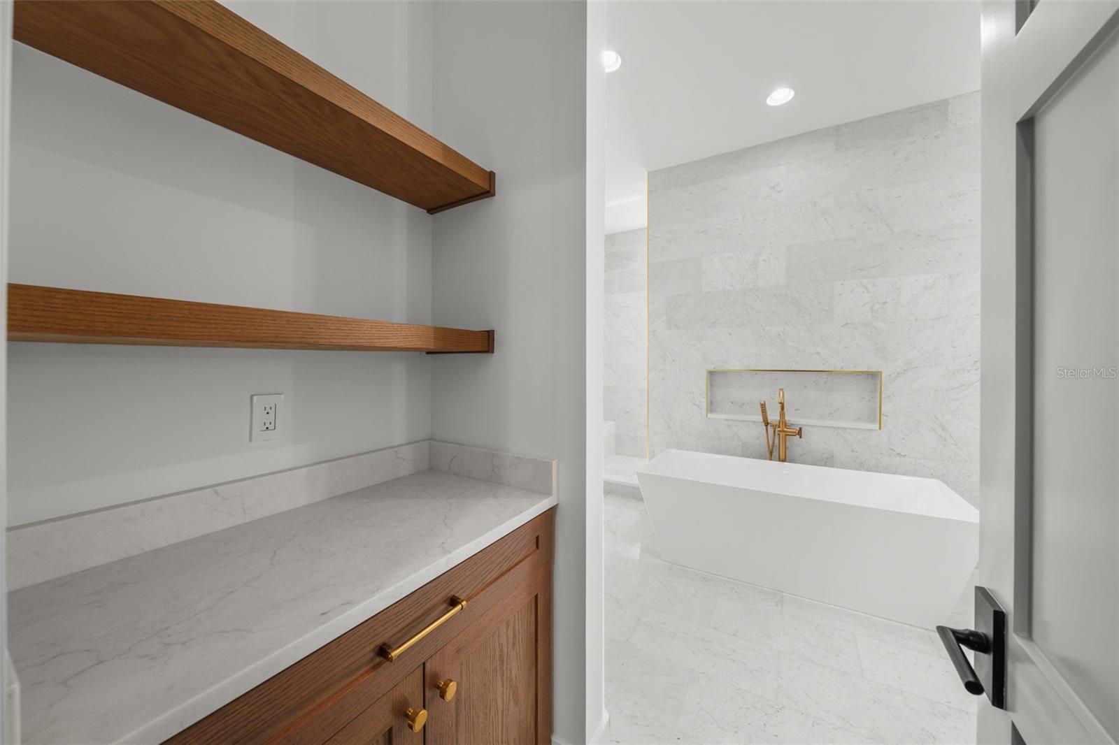 5024 #1 W DICKENS AVE, TAMPA, FL, 33629