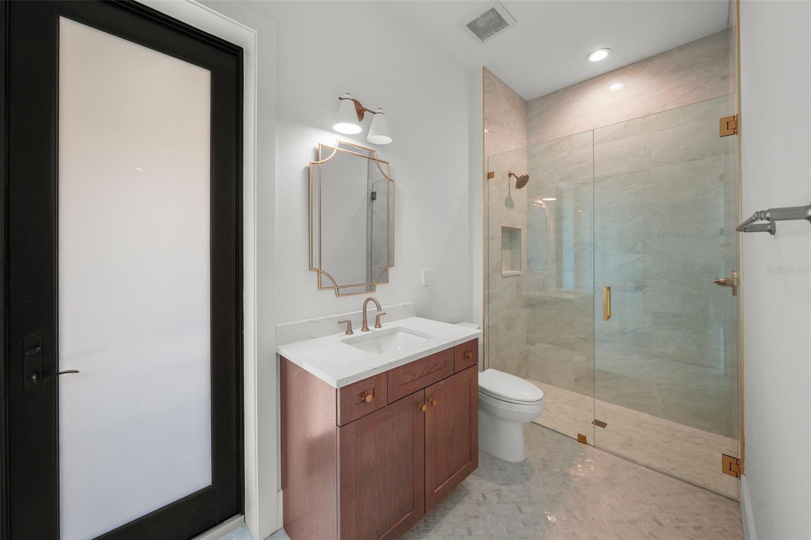 5024 #1 W DICKENS AVE, TAMPA, FL, 33629