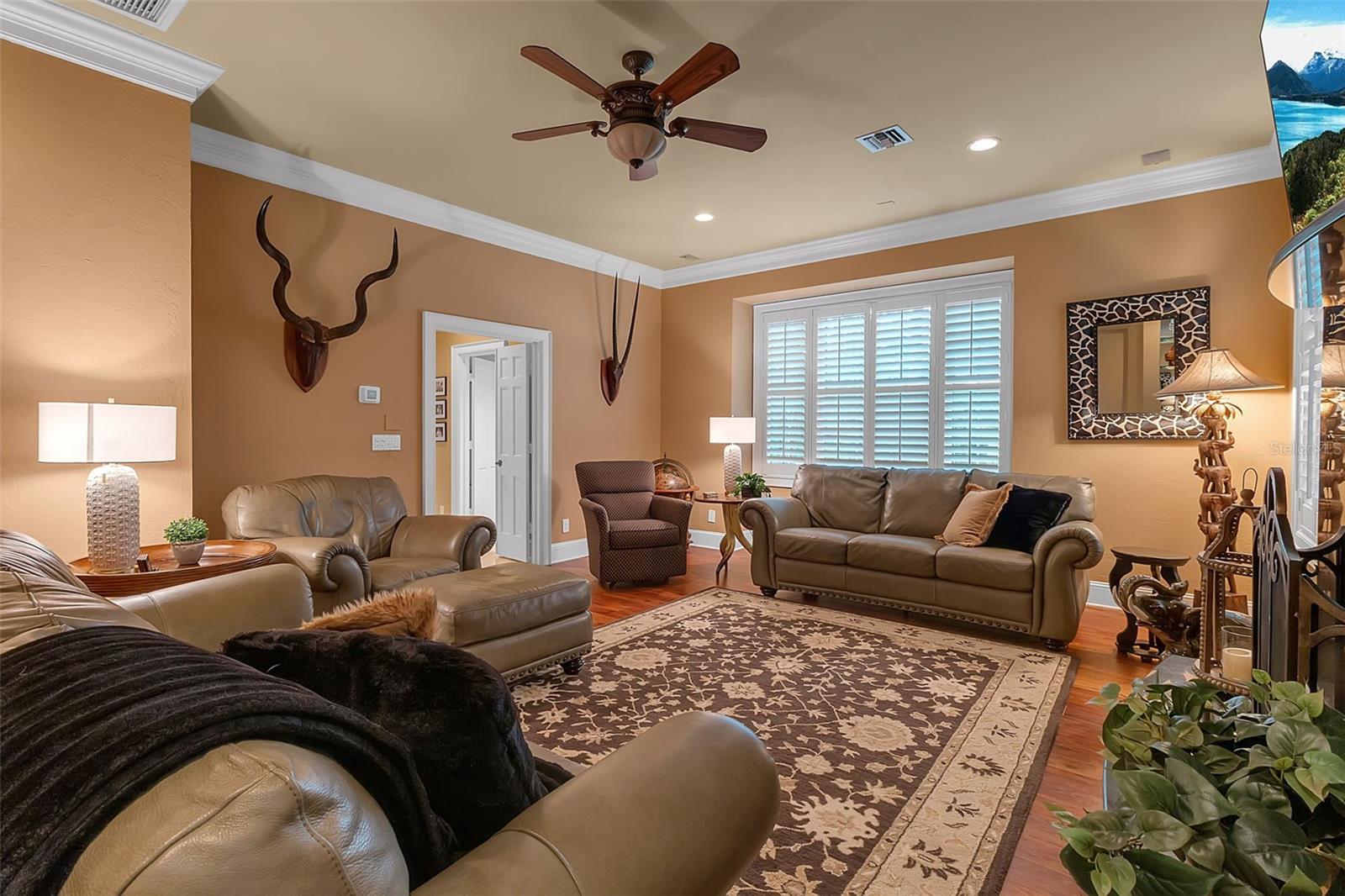 A4664436 Property Photo