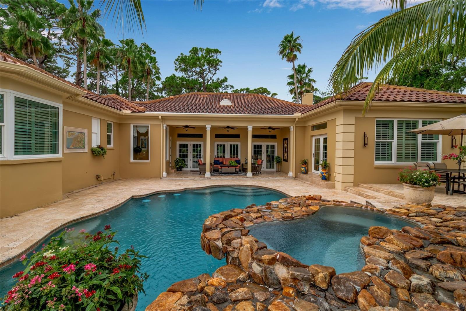 A4664436 Property Photo