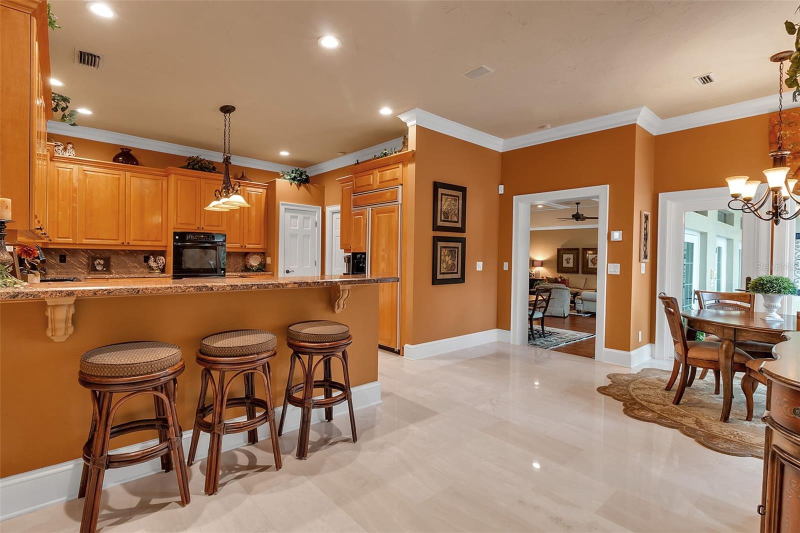A4664436 Property Photo