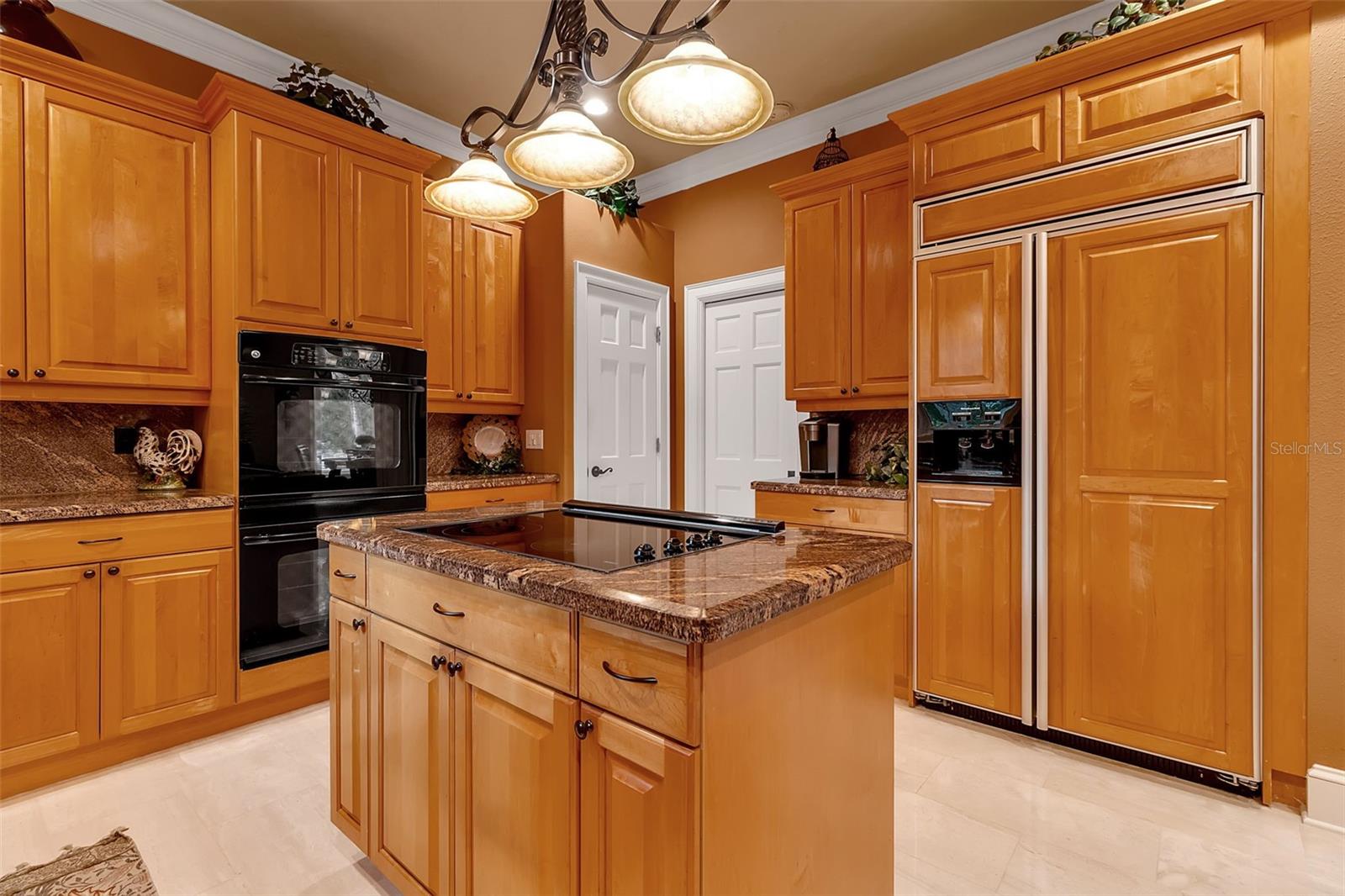 A4664436 Property Photo