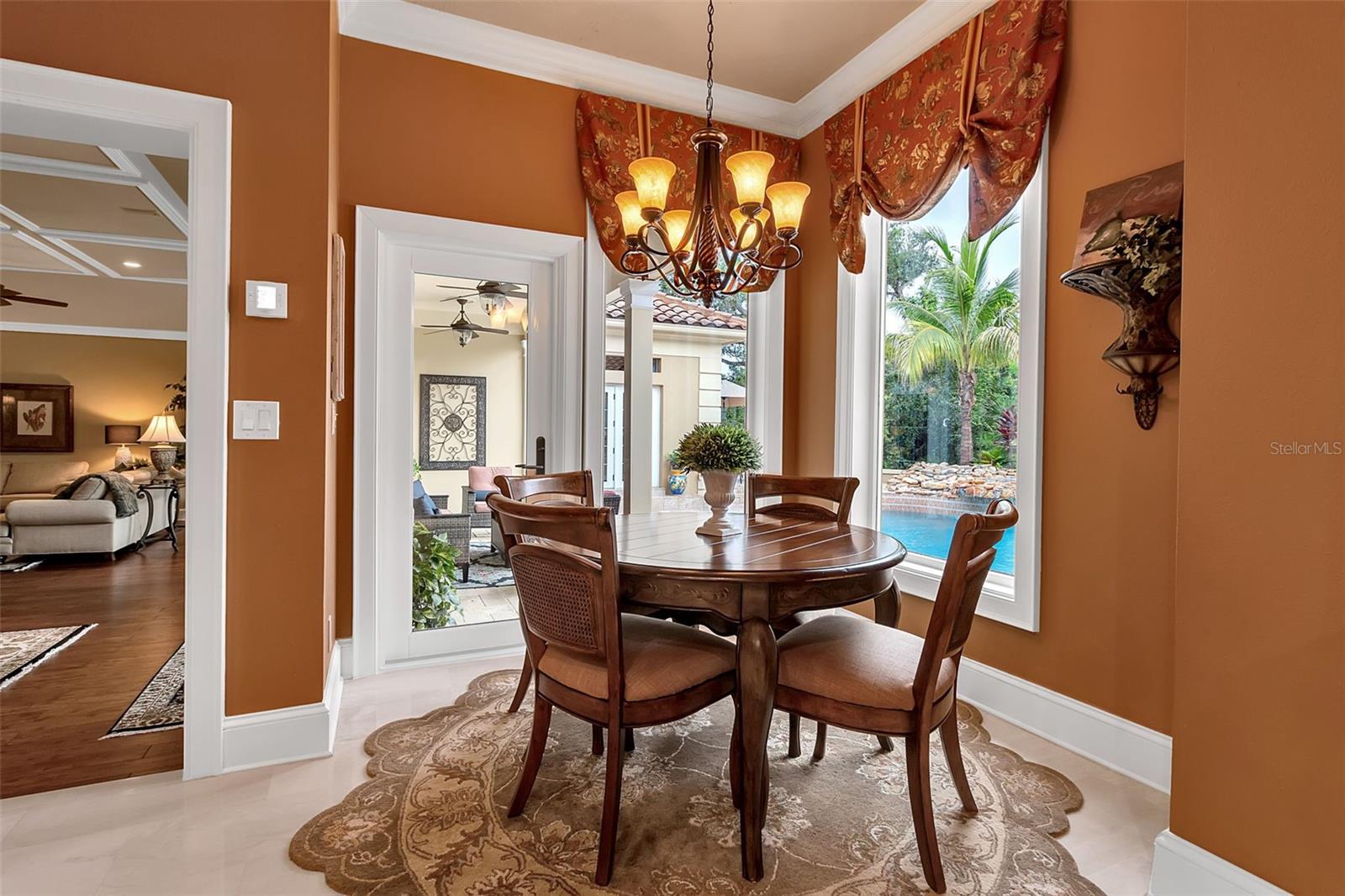 A4664436 Property Photo