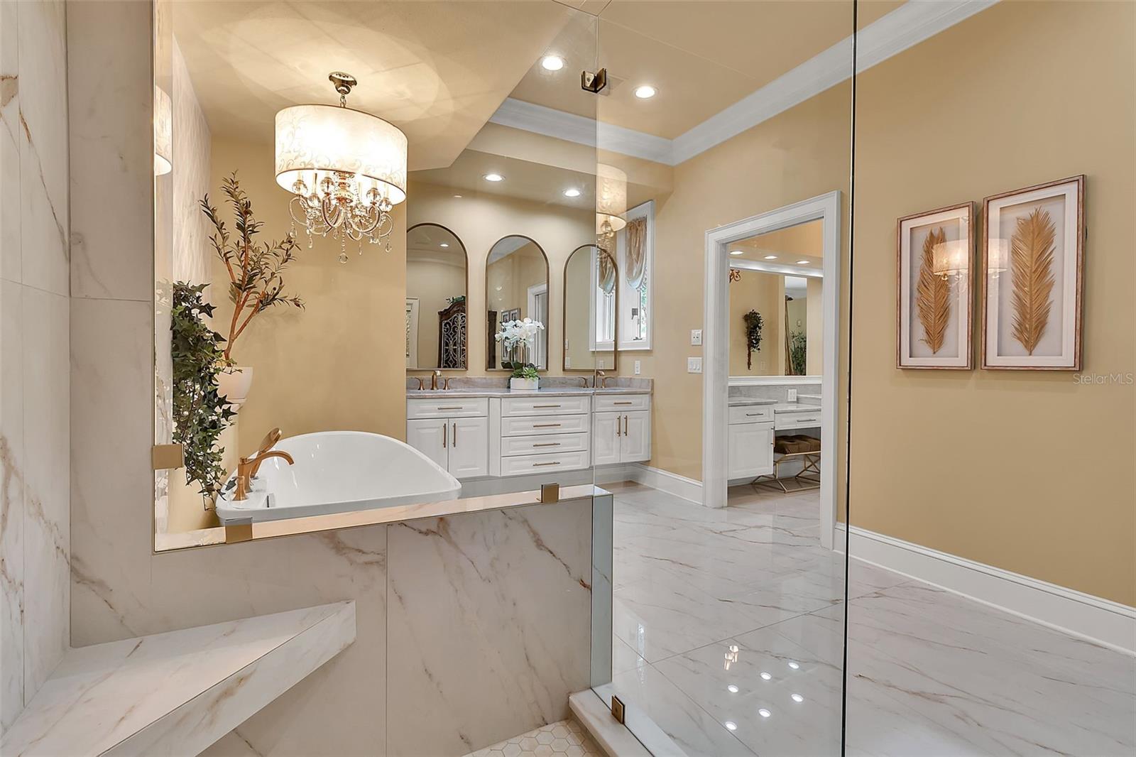 A4664436 Property Photo