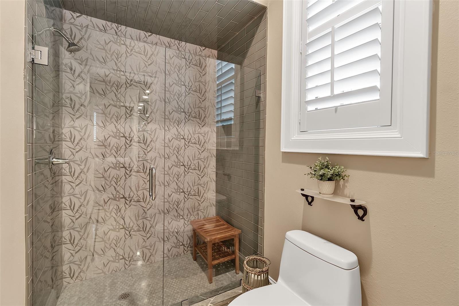 A4664436 Property Photo