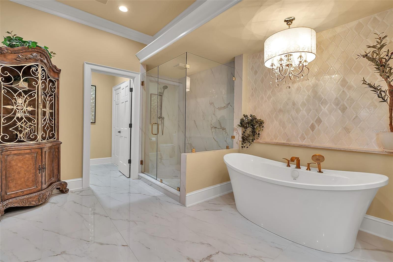 A4664436 Property Photo