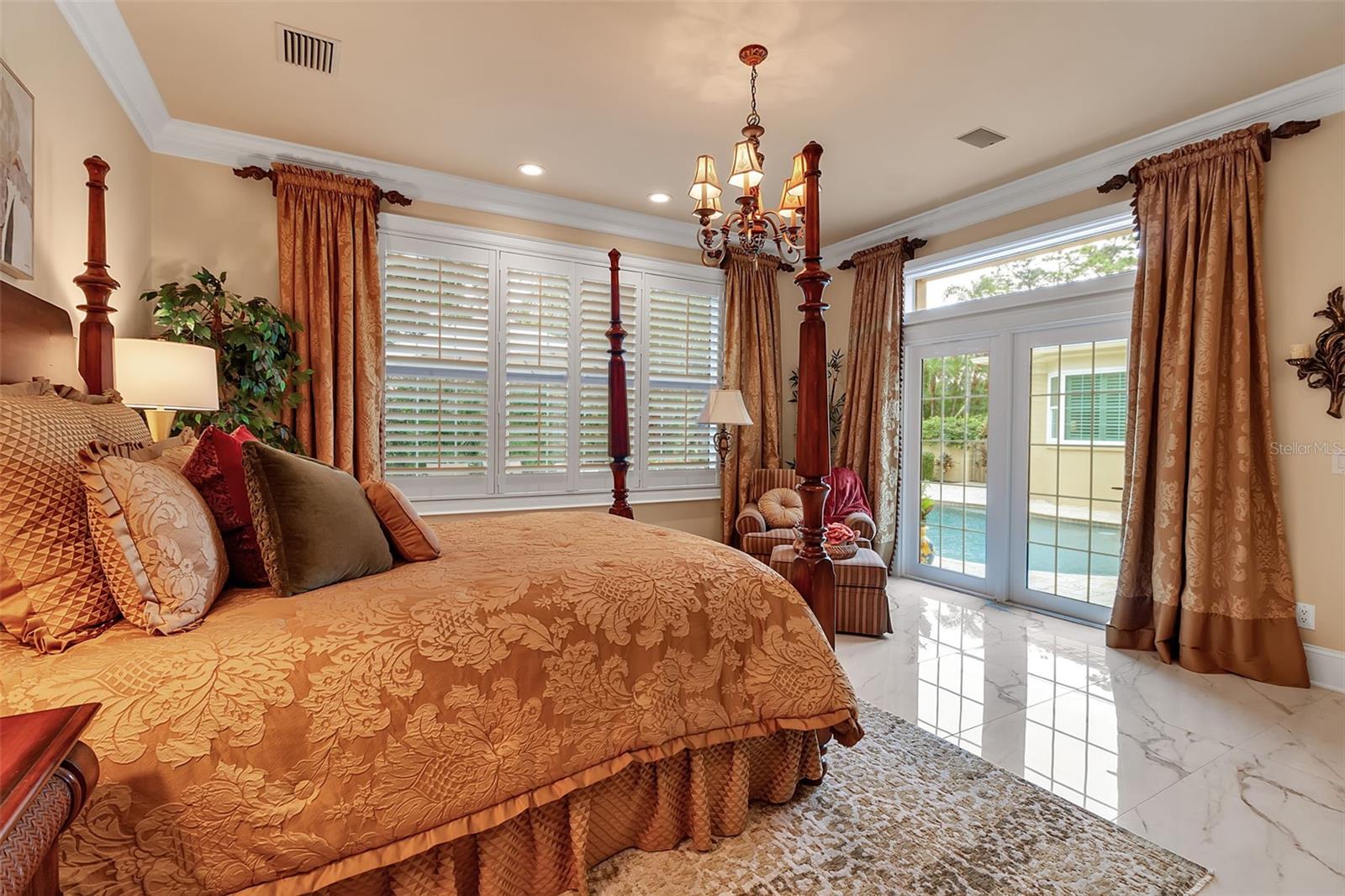 A4664436 Property Photo