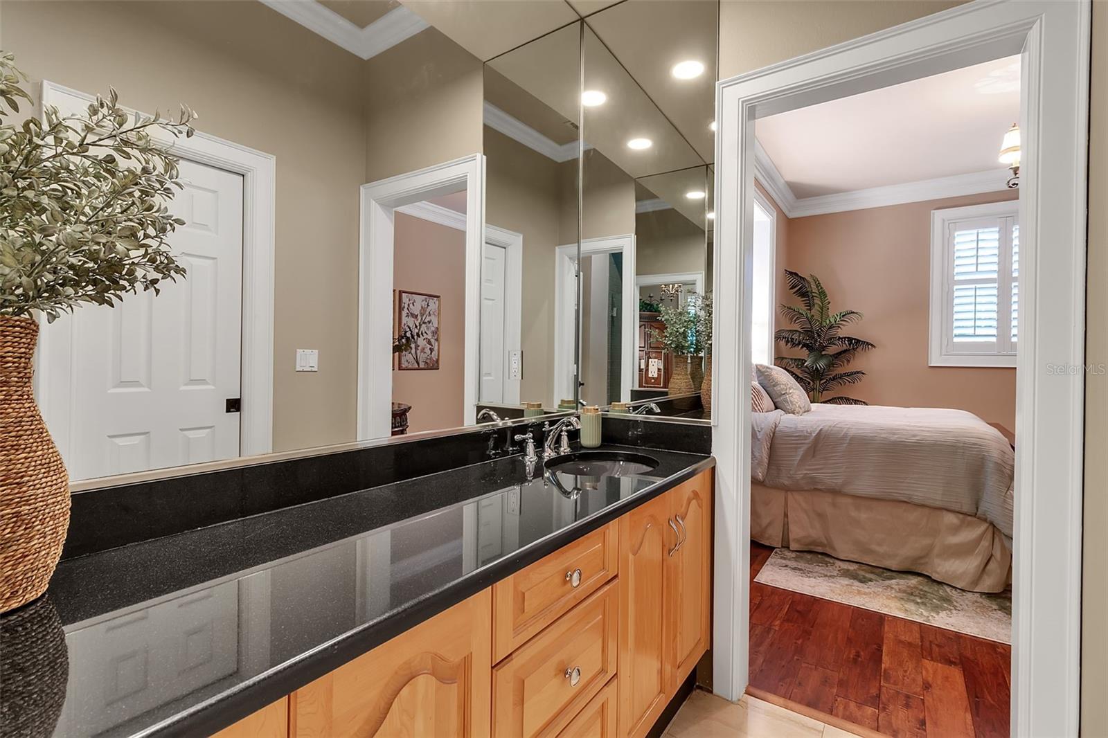 A4664436 Property Photo