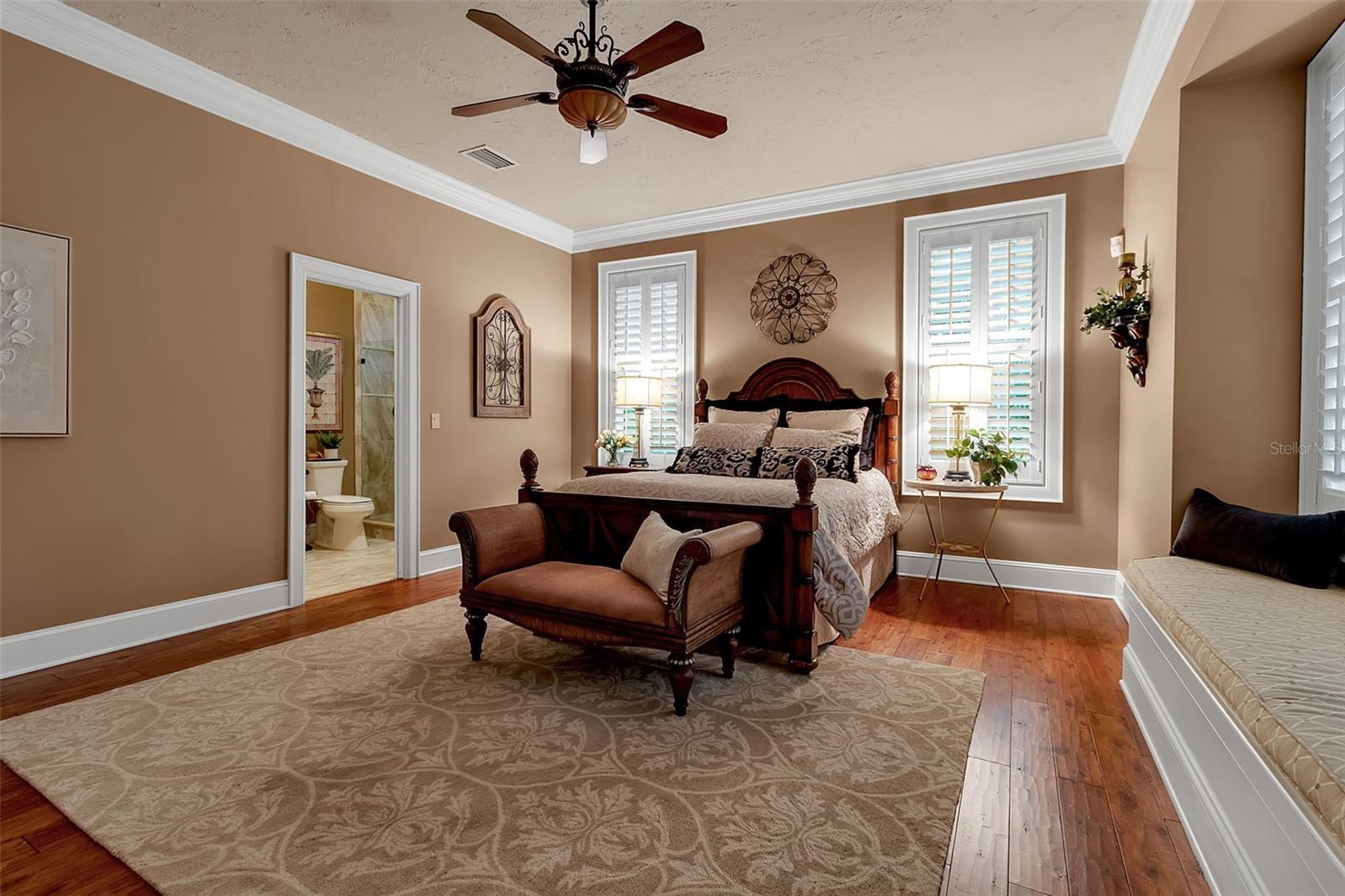 A4664436 Property Photo