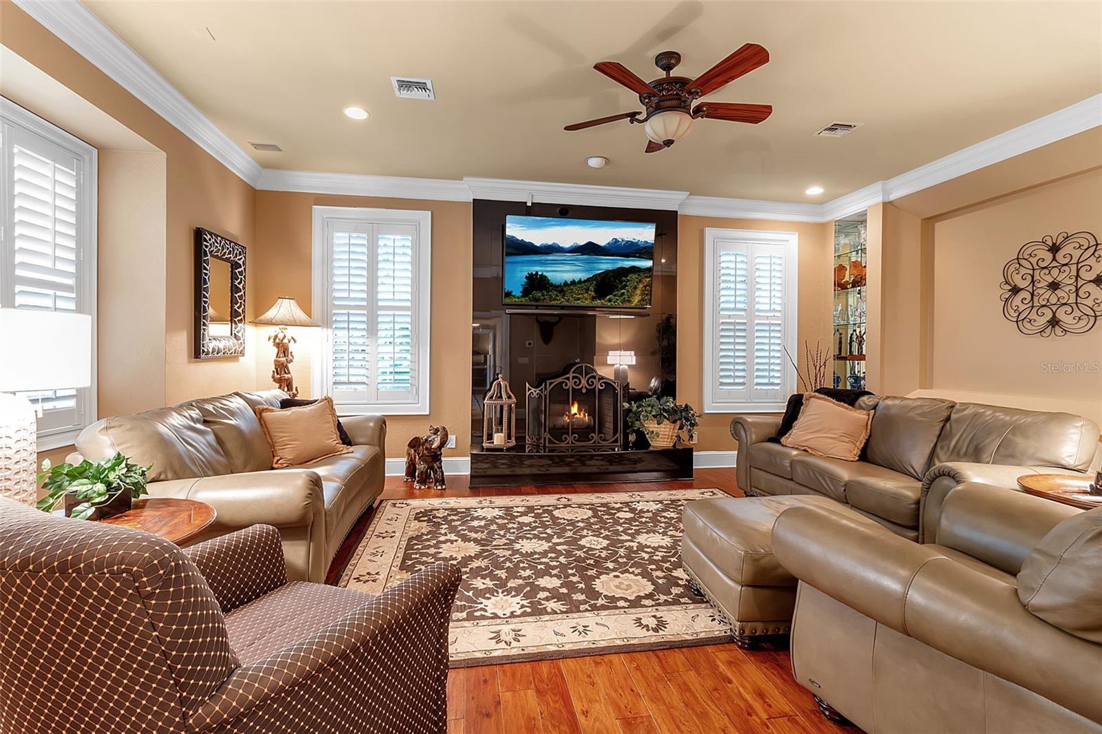 A4664436 Property Photo