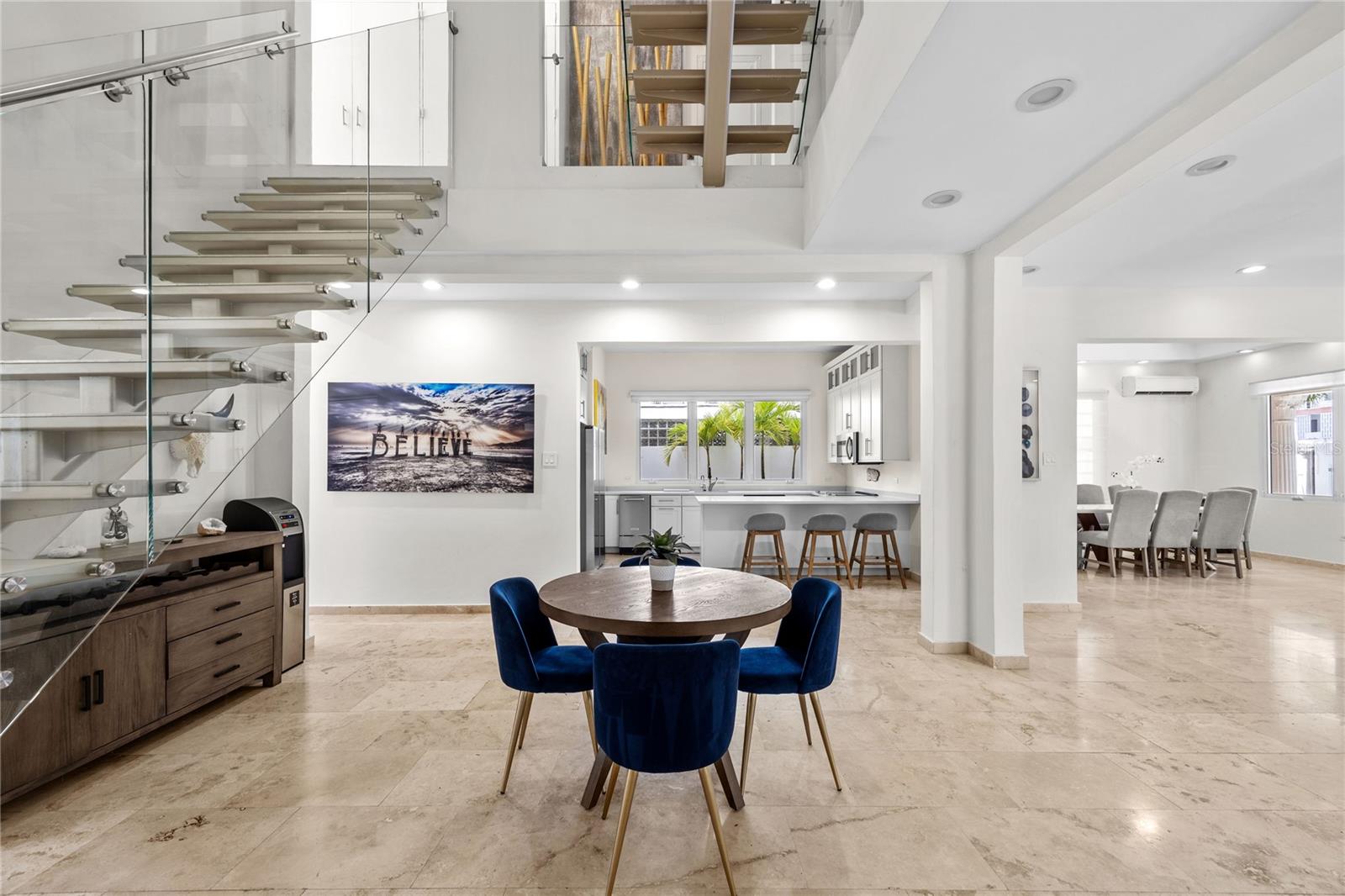 PR9115939 Property Photo