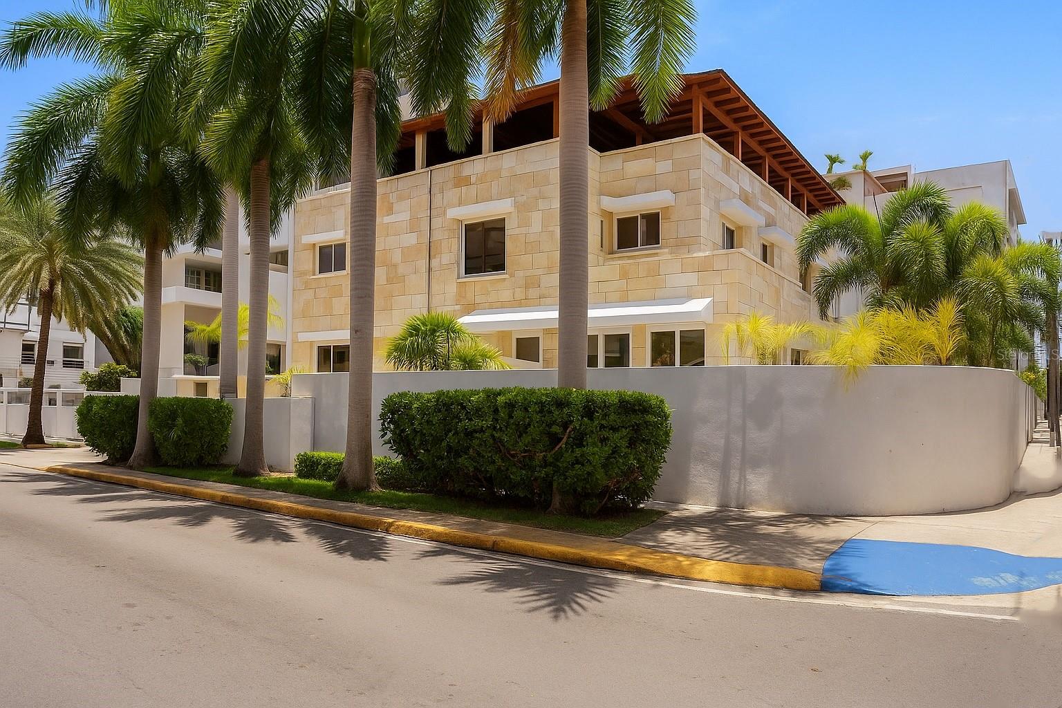 PR9115939 Property Photo