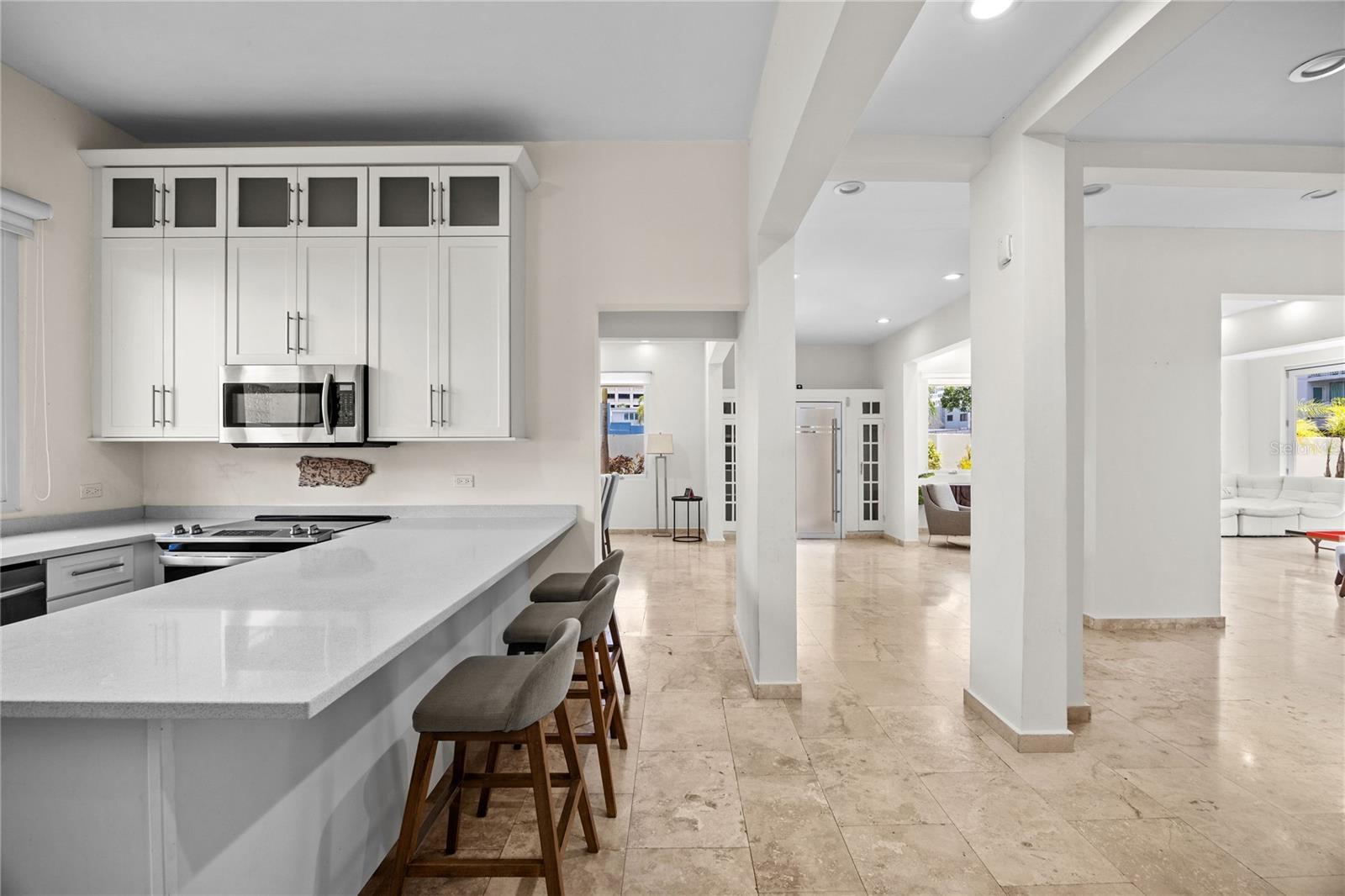 PR9115939 Property Photo