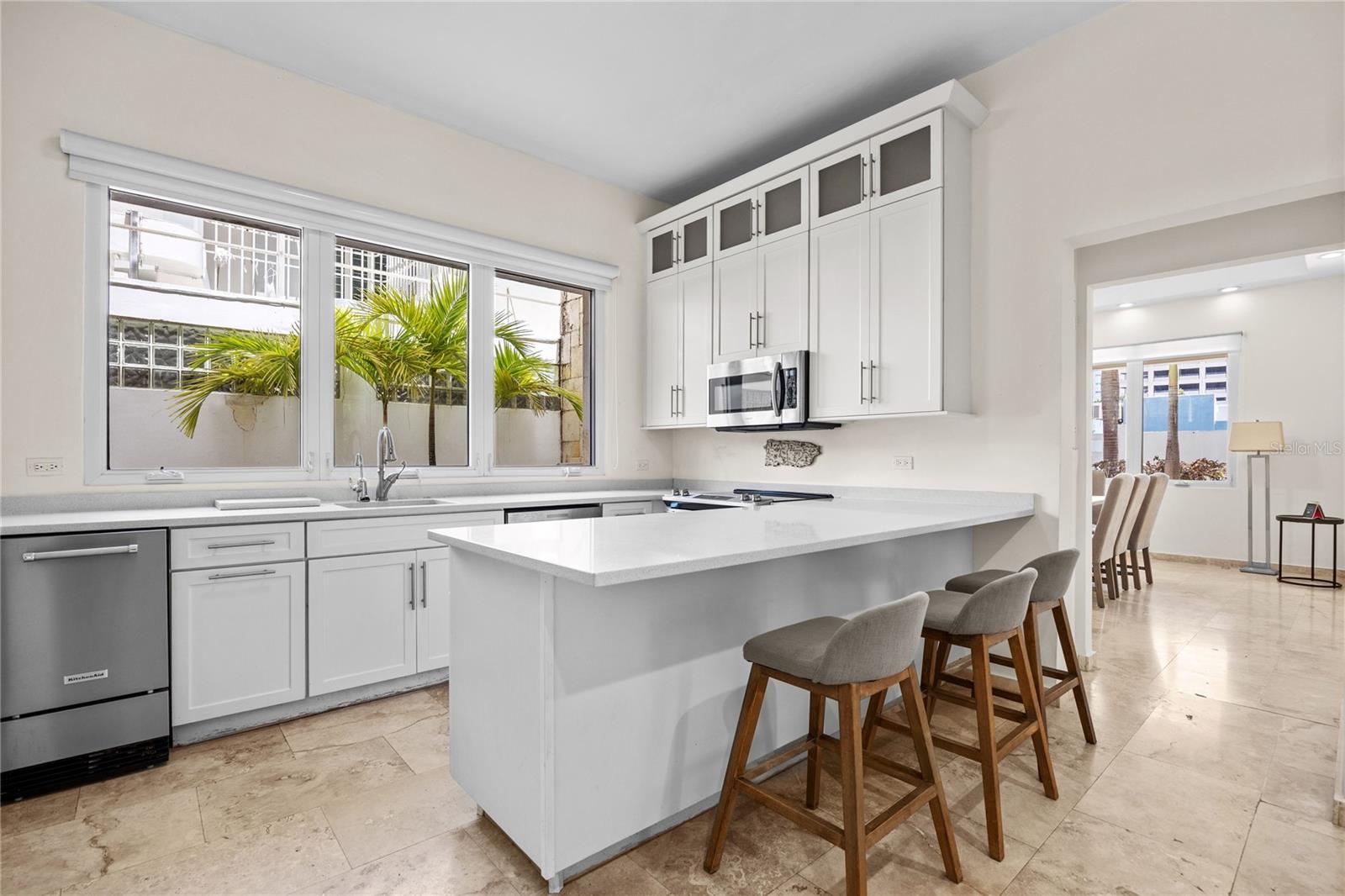 PR9115939 Property Photo