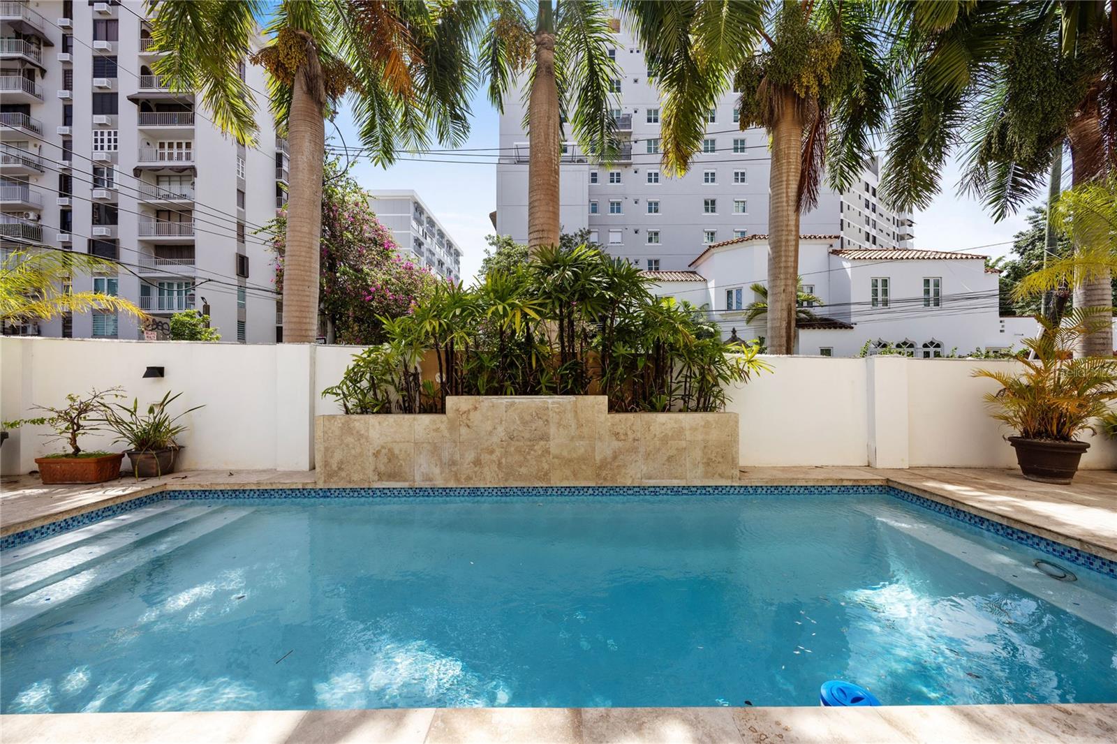 PR9115939 Property Photo