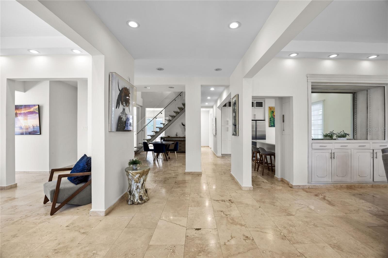 PR9115939 Property Photo