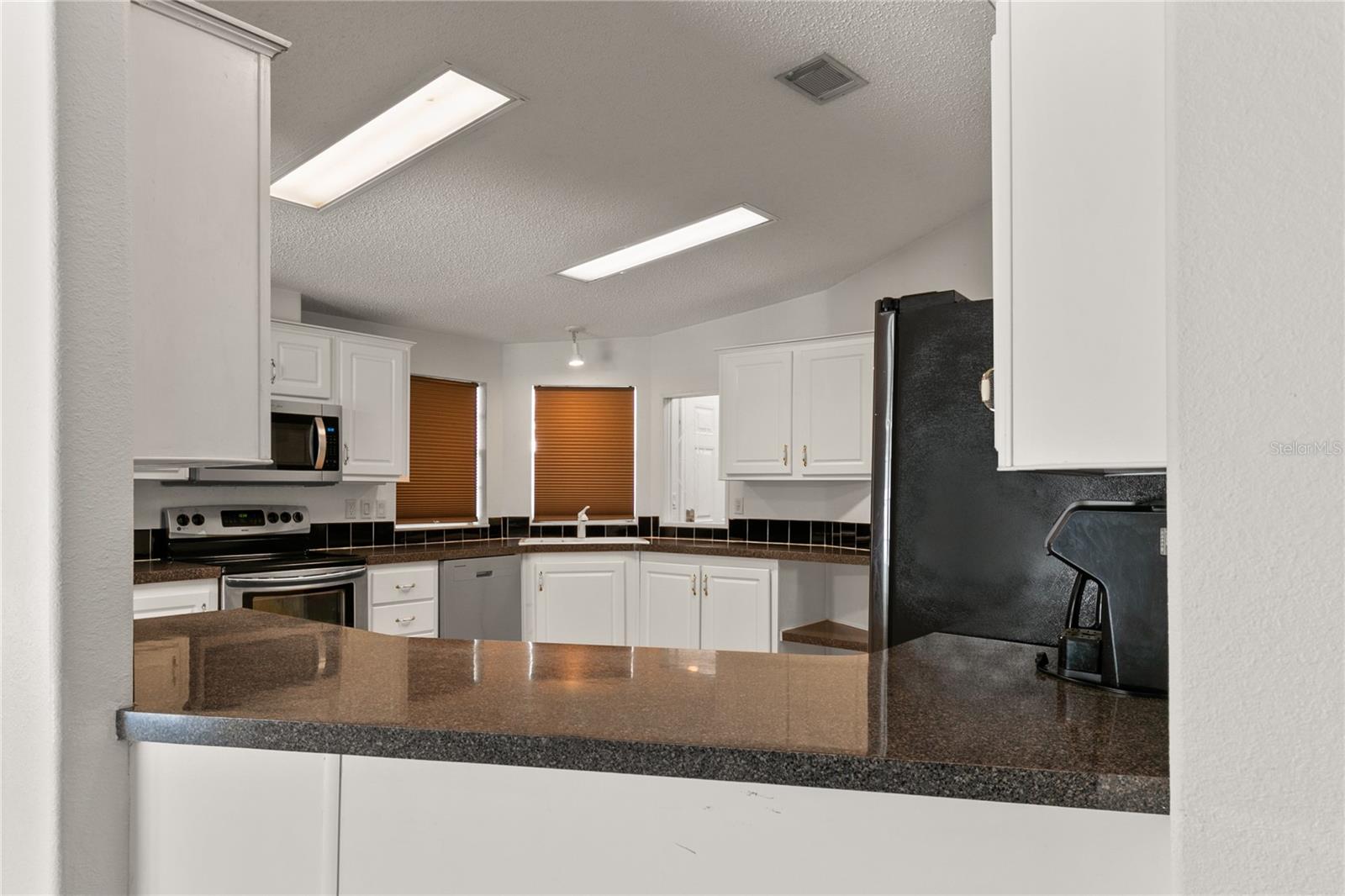 35247 HARBOR SHORES RD, LEESBURG, FL, 34788