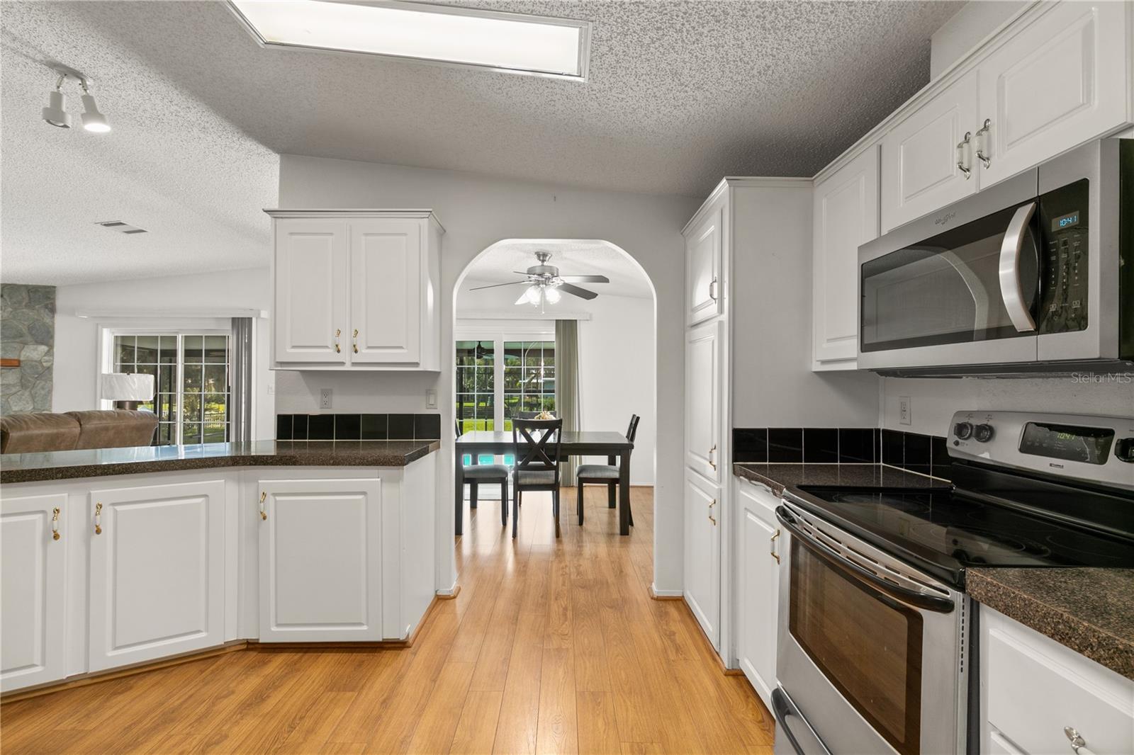 35247 HARBOR SHORES RD, LEESBURG, FL, 34788