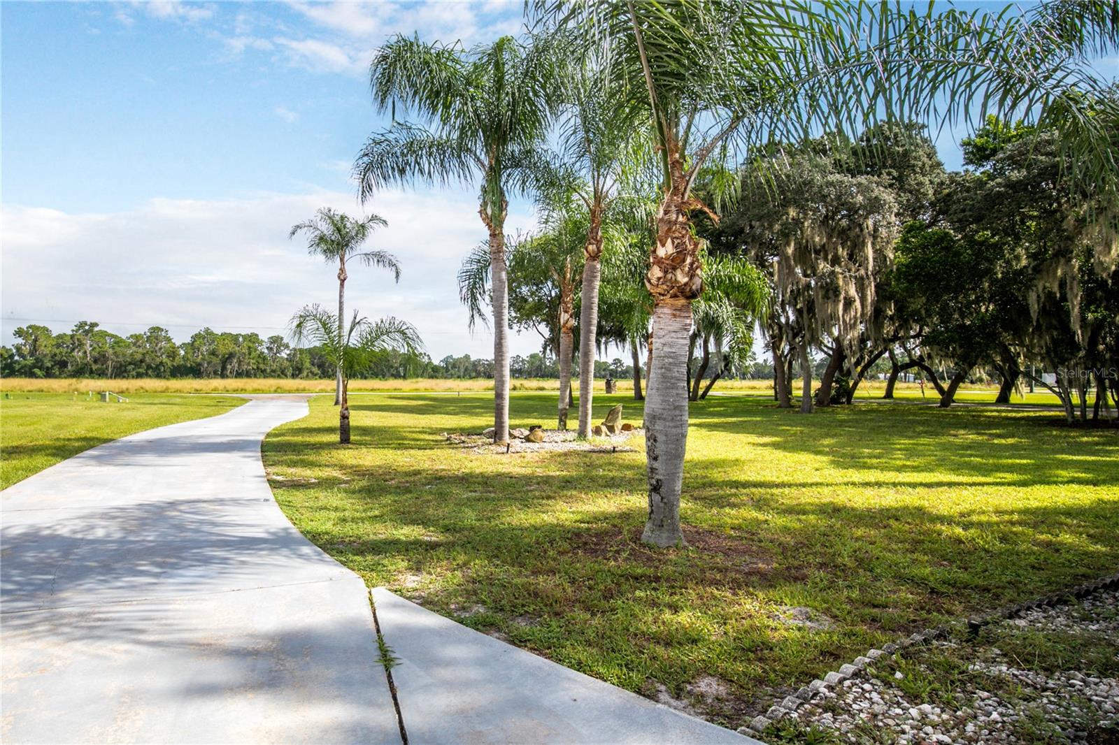 35247 HARBOR SHORES RD, LEESBURG, FL, 34788