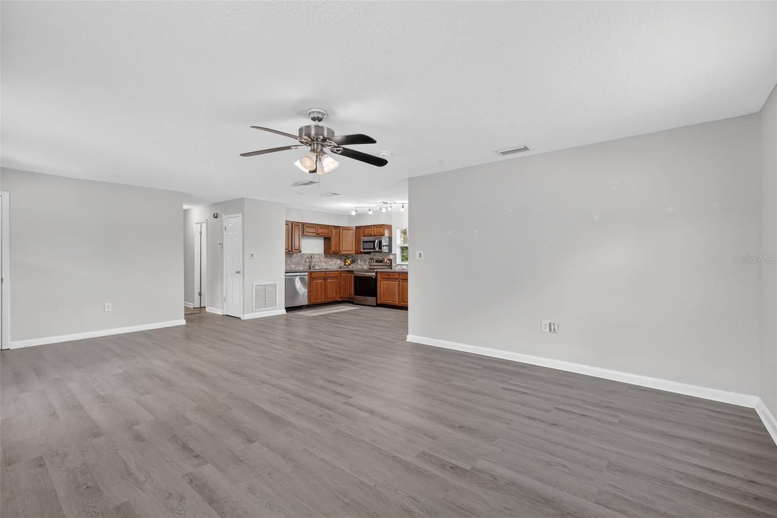 705 MIKE AVE, FRUITLAND PARK, FL, 34731