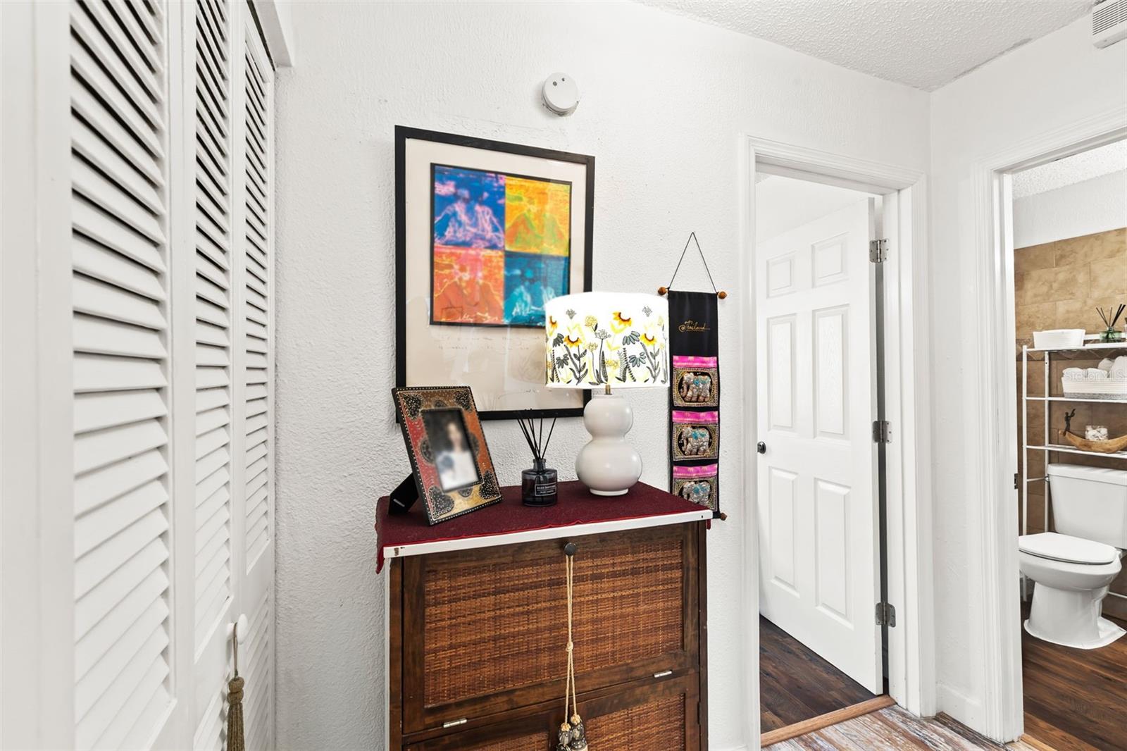 TB8425603 Property Photo