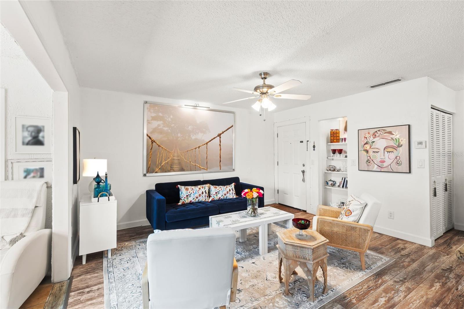 TB8425603 Property Photo