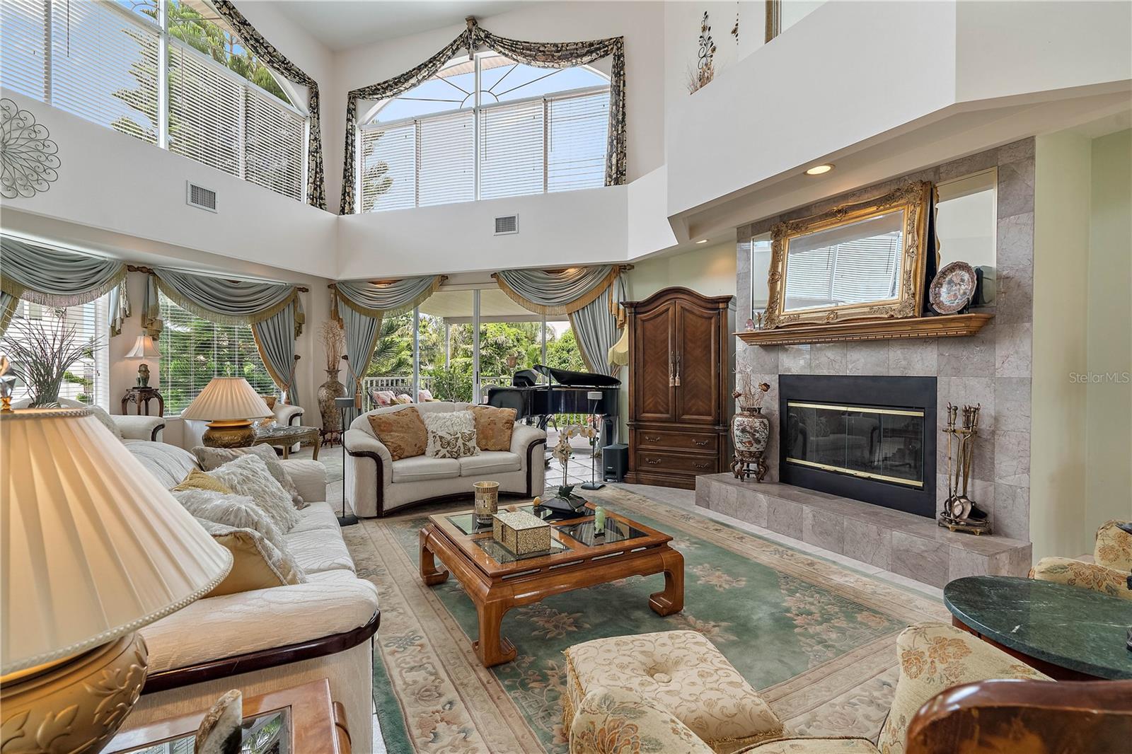 608 COLUMBUS DR, ST PETERSBURG, FL, 33715