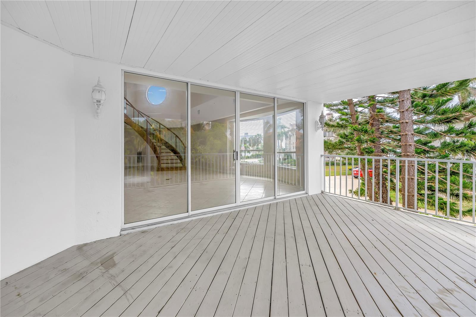 608 COLUMBUS DR, TIERRA VERDE, FL, 33715