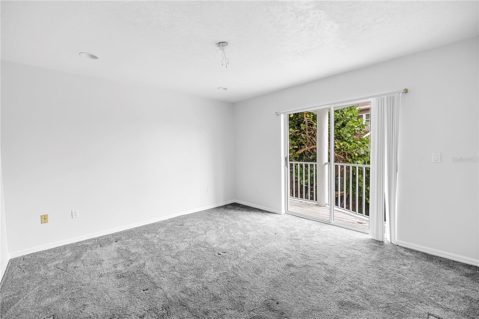 608 COLUMBUS DR, TIERRA VERDE, FL, 33715