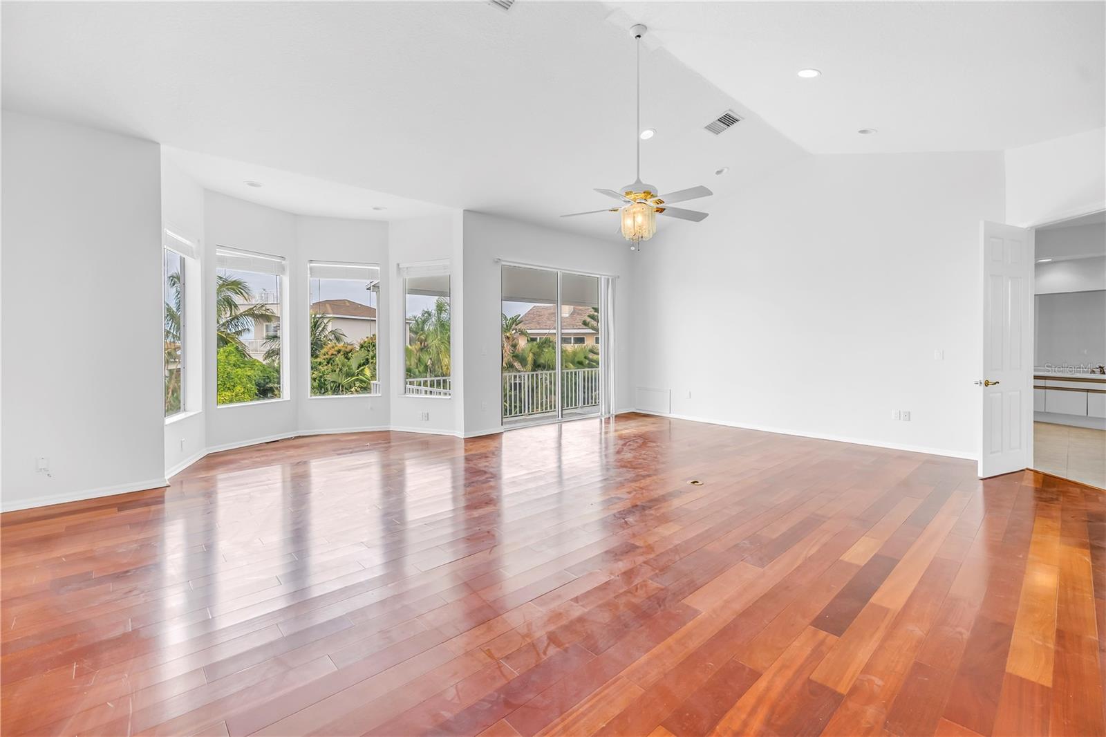 608 COLUMBUS DR, TIERRA VERDE, FL, 33715