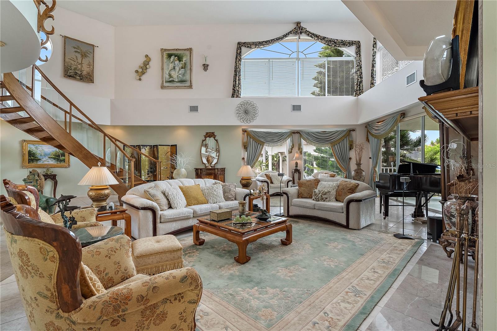 608 COLUMBUS DR, ST PETERSBURG, FL, 33715