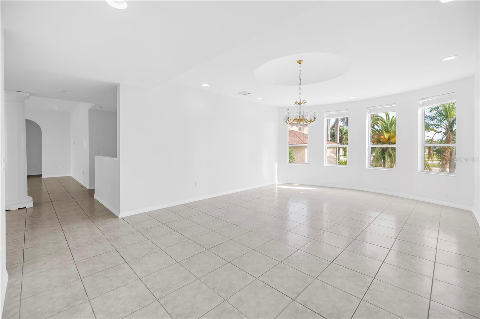 608 COLUMBUS DR, TIERRA VERDE, FL, 33715