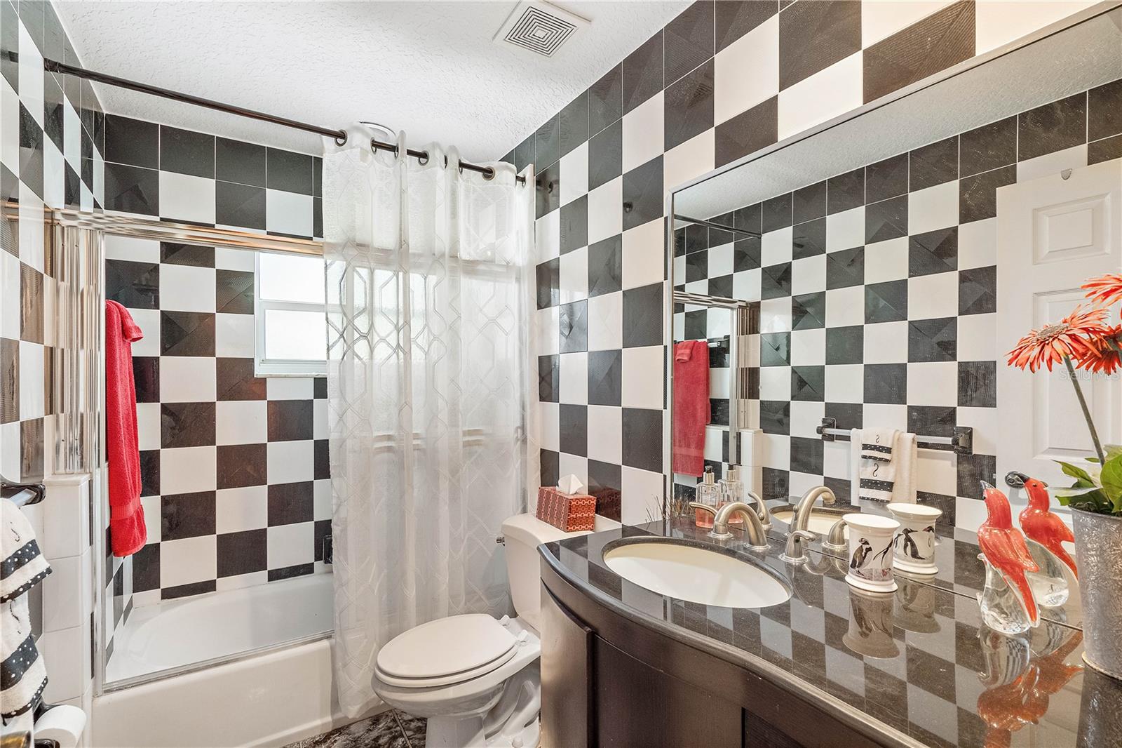 608 COLUMBUS DR, ST PETERSBURG, FL, 33715