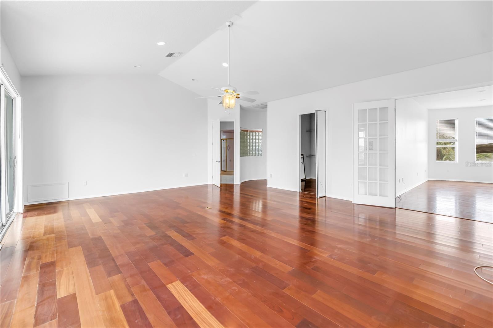 608 COLUMBUS DR, TIERRA VERDE, FL, 33715