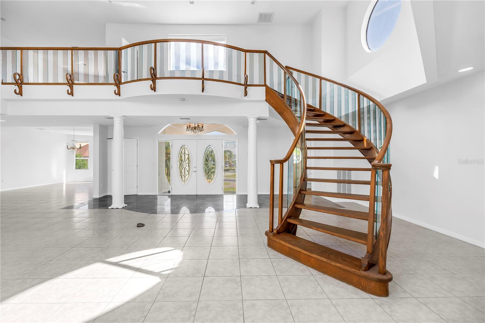 608 COLUMBUS DR, TIERRA VERDE, FL, 33715