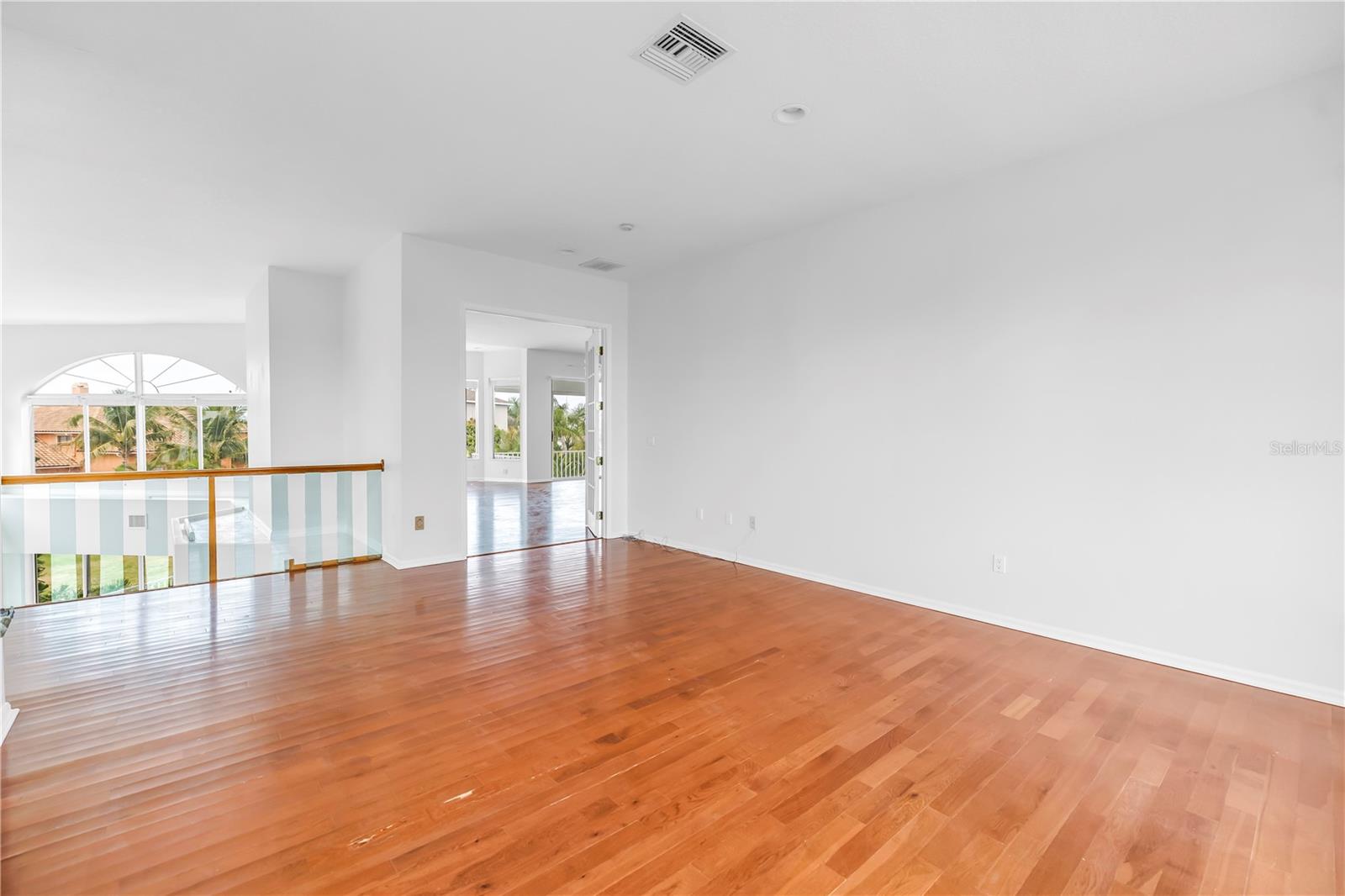 608 COLUMBUS DR, TIERRA VERDE, FL, 33715