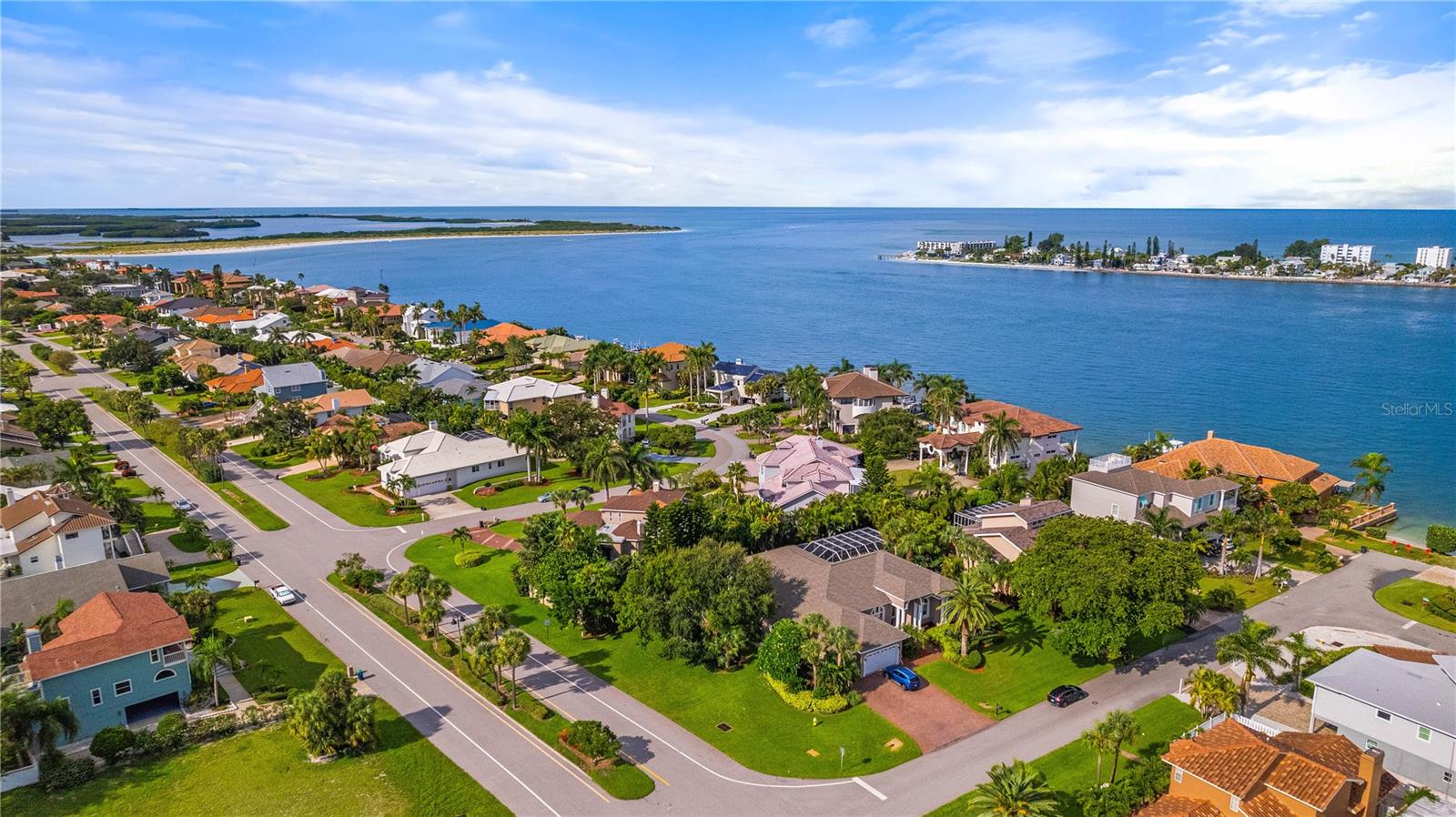 608 COLUMBUS DR, ST PETERSBURG, FL, 33715